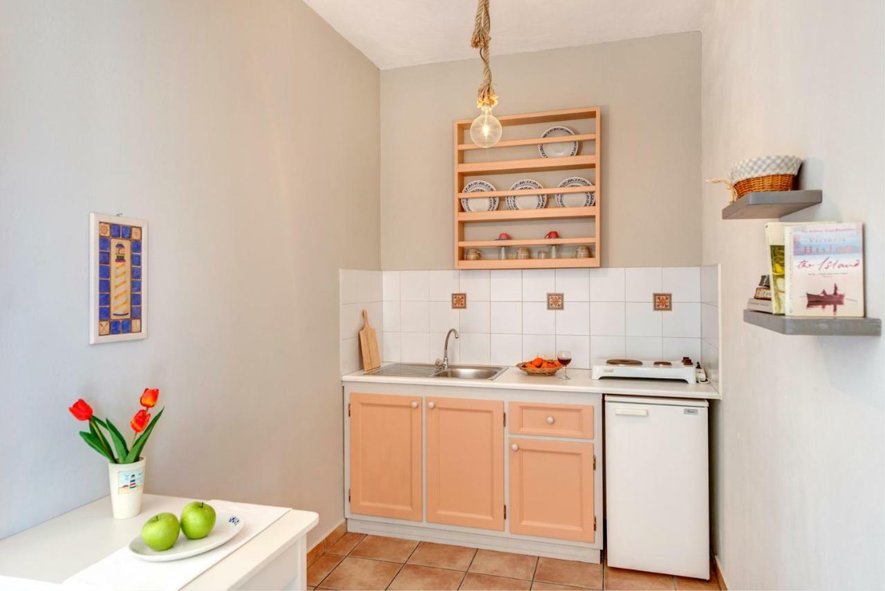 Anemologio Apartment Finikas  Ngoại thất bức ảnh